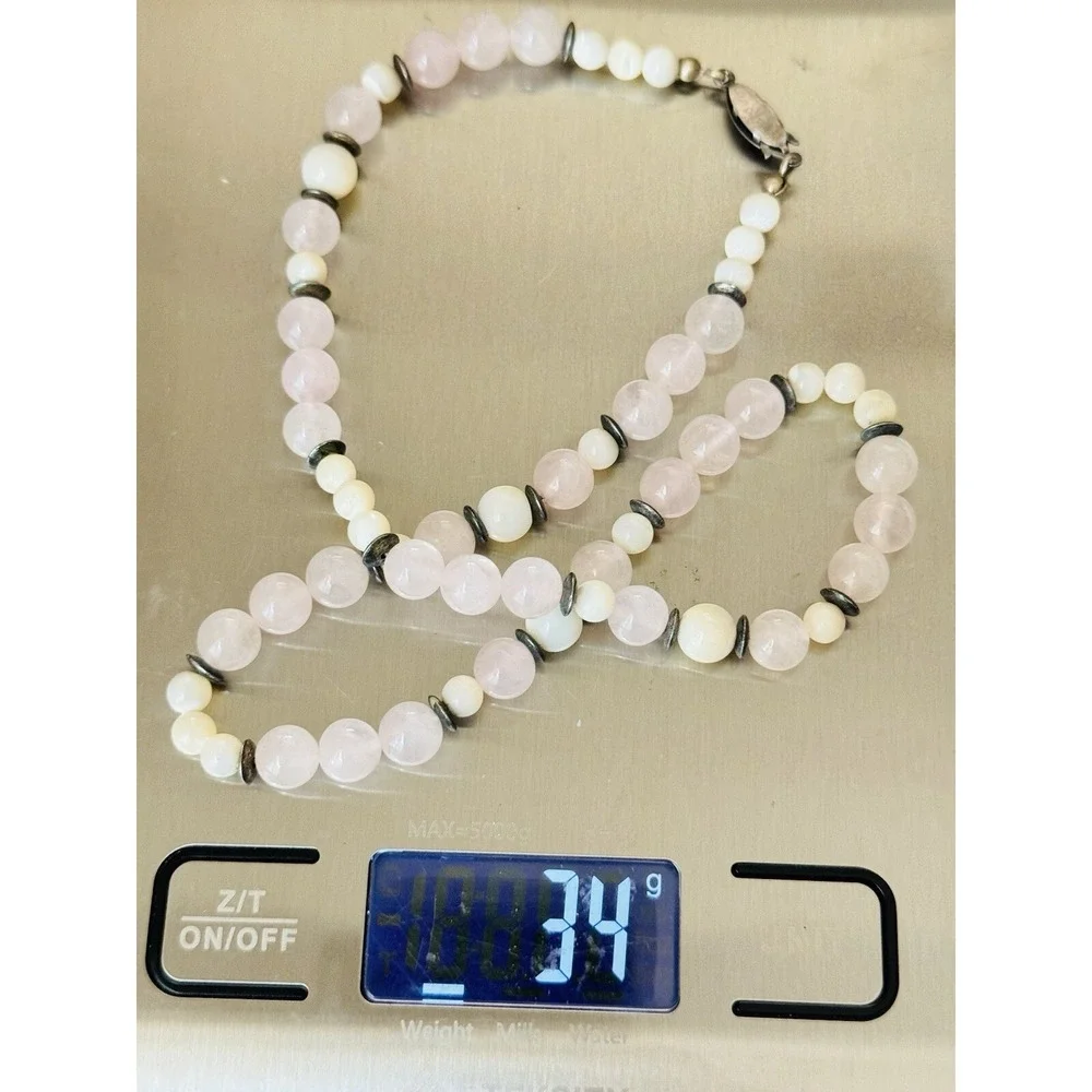 N/A vtg necklace